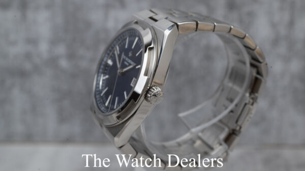 Vacheron Constantin Overseas 4500V (2023) - Image 4