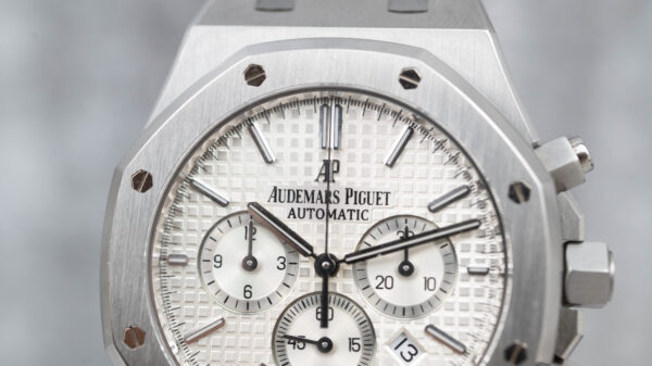 Audemars Piguet Royal Oak Chronograph 26320ST (2016) - Image 3